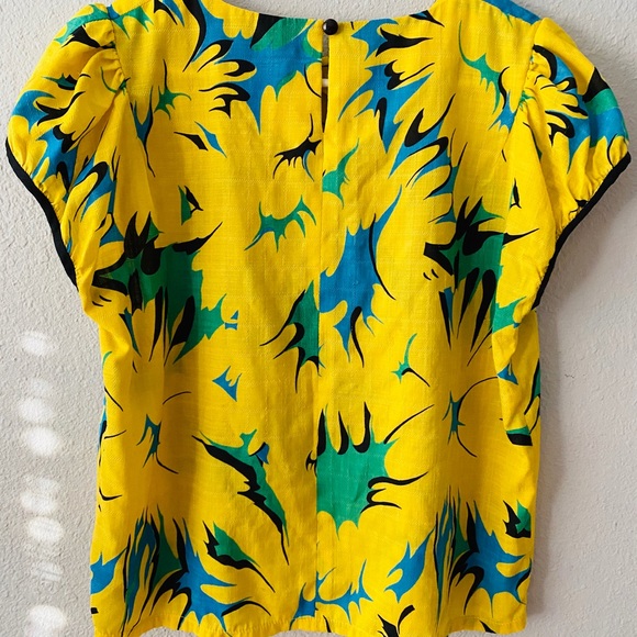 Retro 90's Style Vibrant Yellow Green Abstract Top - Picture 6 of 9